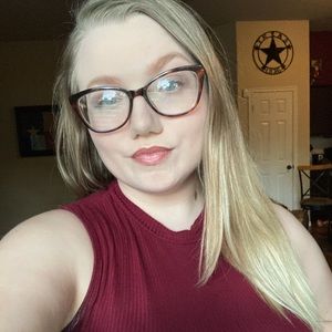 Meet your Posher, Haley